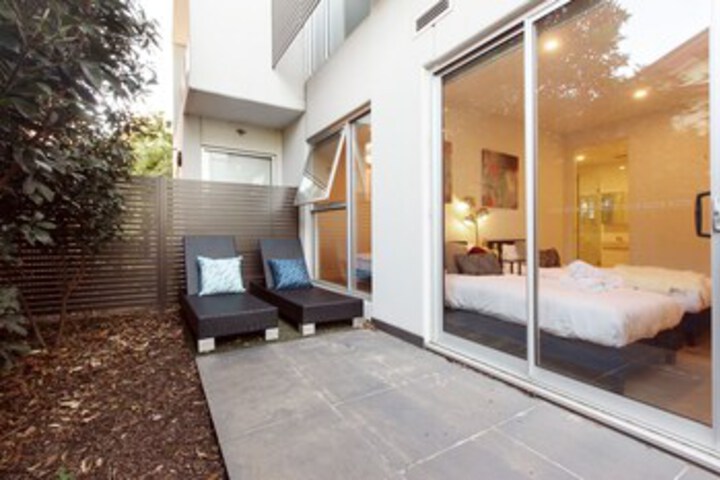 Hotel Exterior 7 of 41