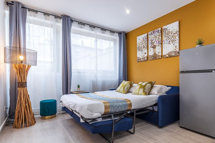 Room 18 of 29