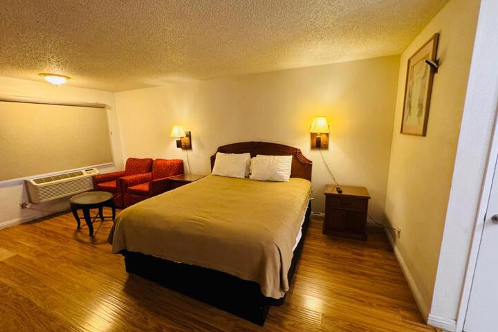 Standard Room, King or Two Doubles