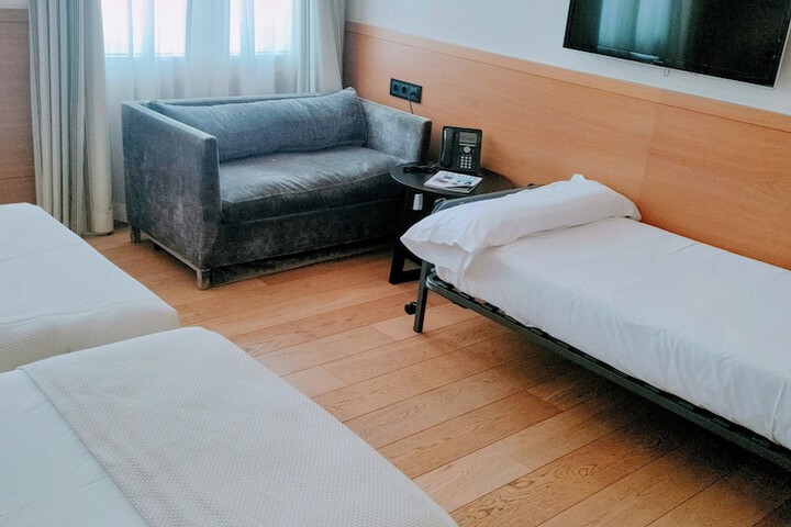 Room 29 of 65