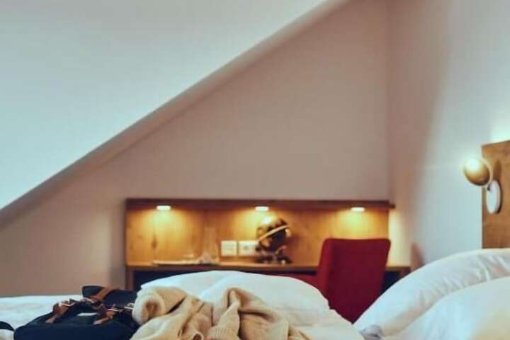 Room 8 of 47