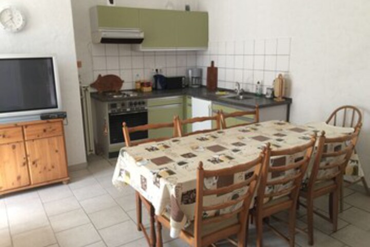 Room 9 of 22