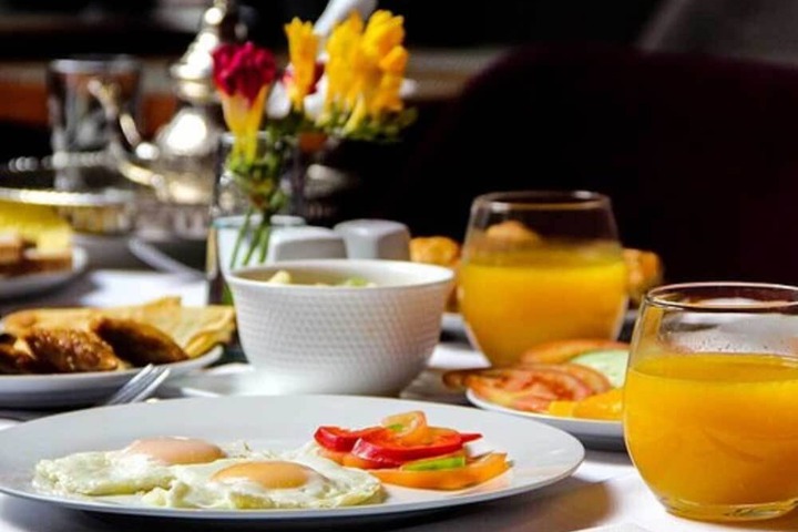 Breakfast/Coffee Service 102 of 108