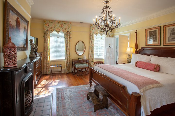 Room 48 of 158