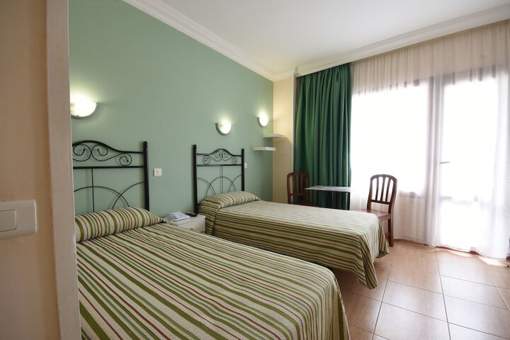 Room 19 of 61
