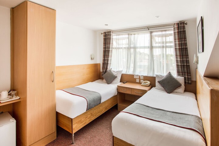 Room 10 of 81