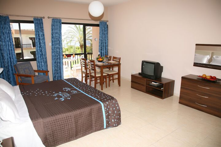 Room 16 of 91