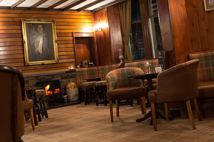Lounge 21 of 21