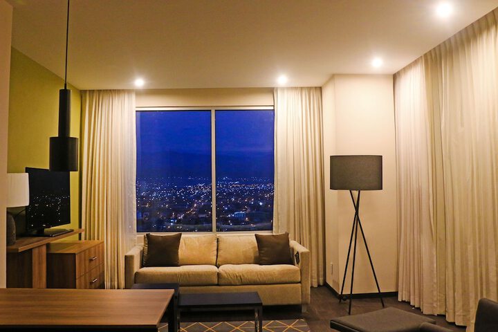Room 14 of 155