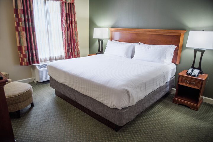 2 Double Beds Standard Mobility Accessible Shower (1 of 4)