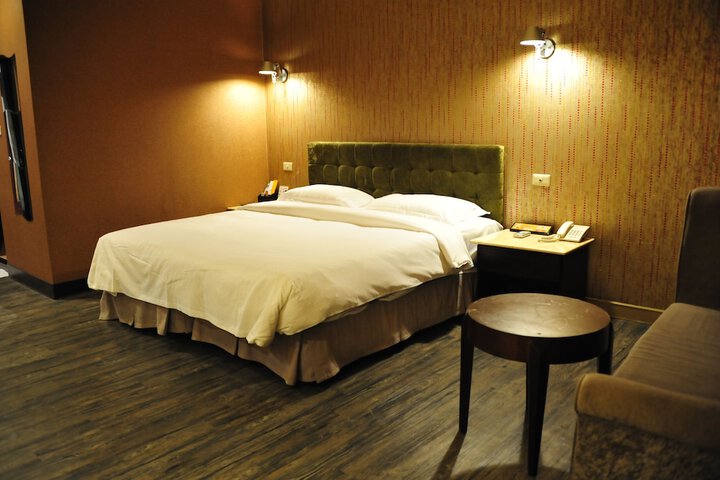 Room 31 of 54