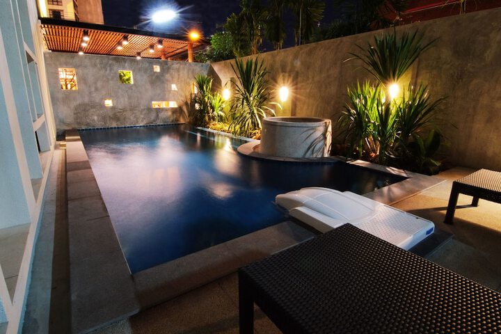 Pool 97 of 167