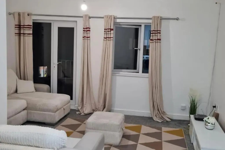 Room 8 of 29