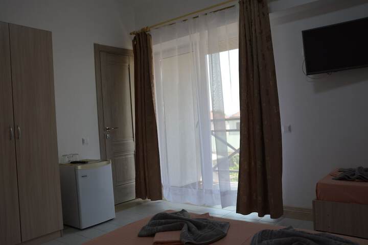 Room 31 of 34