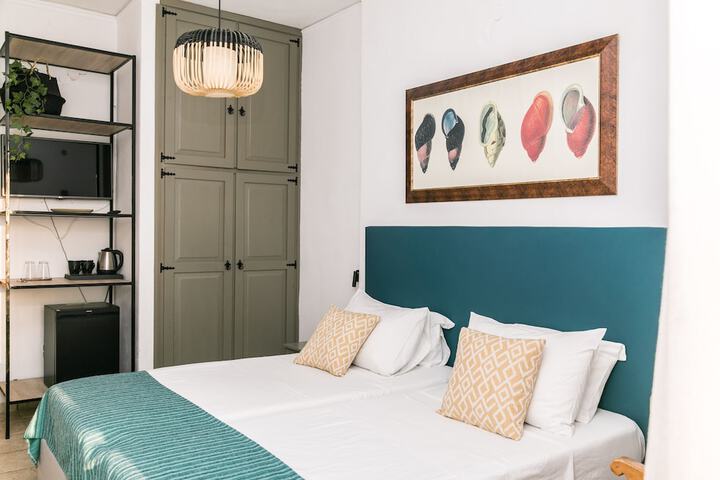 Room 56 of 150