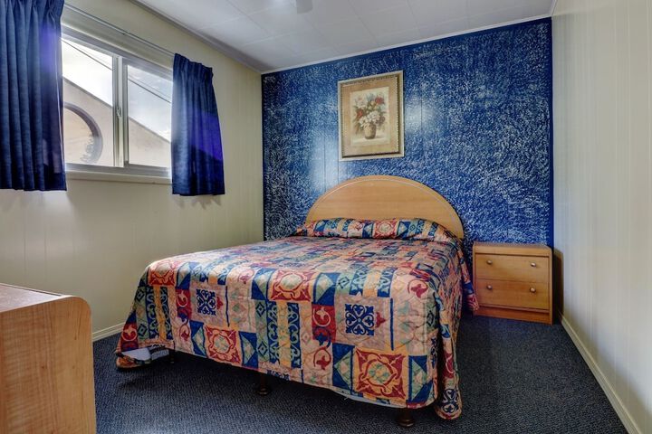 Room 6 of 46