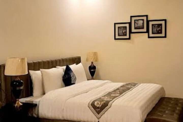 Room 17 of 41