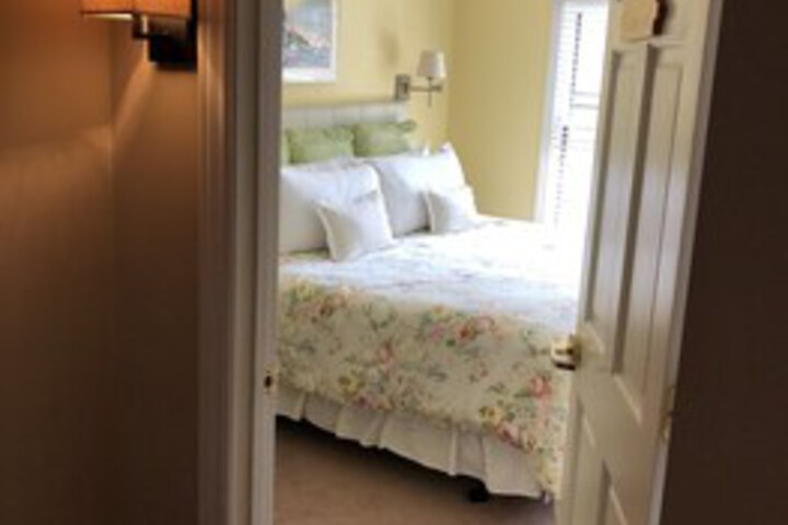 Room 70 of 111