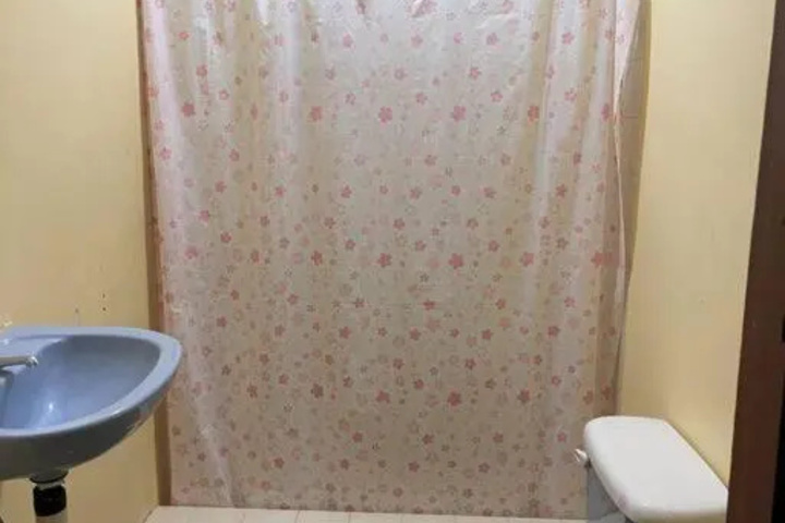 Room 9 of 19