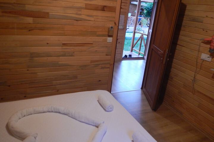 Room 9 of 49