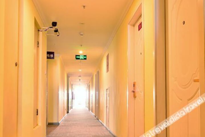 Hotel Interior 14 of 31