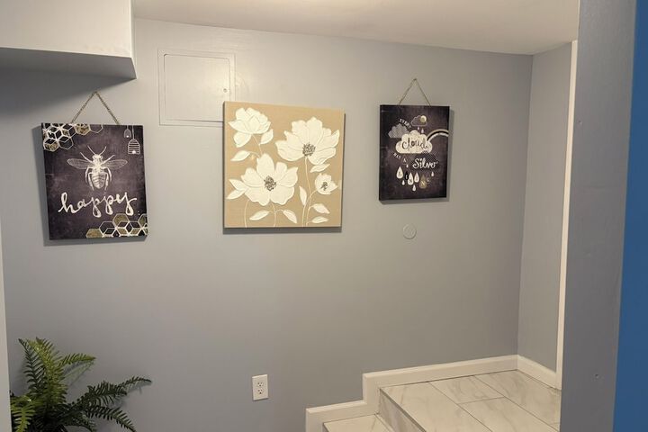 Room 5 of 14