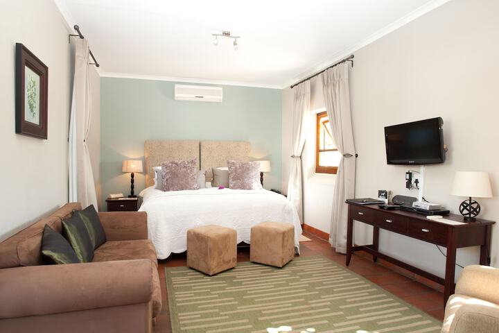 Room 7 of 51