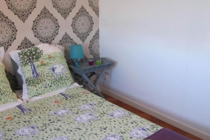 Room 5 of 9
