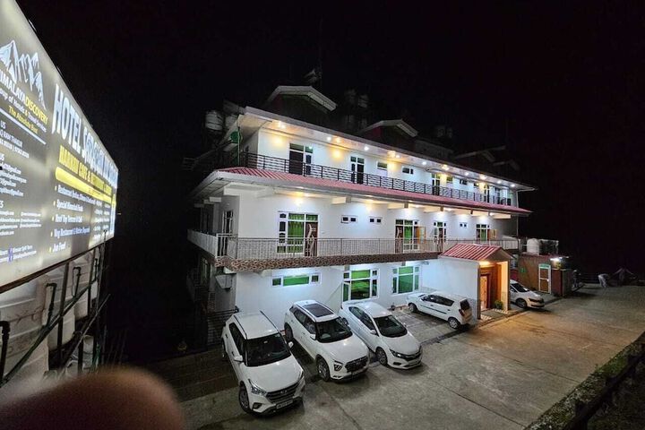 Hotel Sarahan Inn