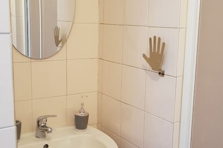 Room 78 of 132