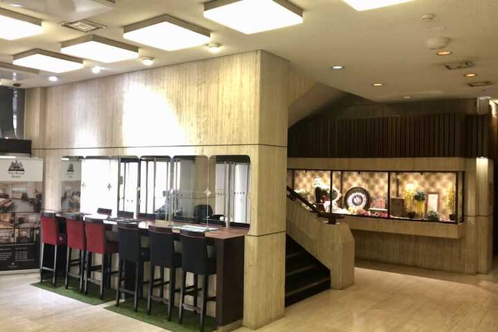 Hotel Lobby
