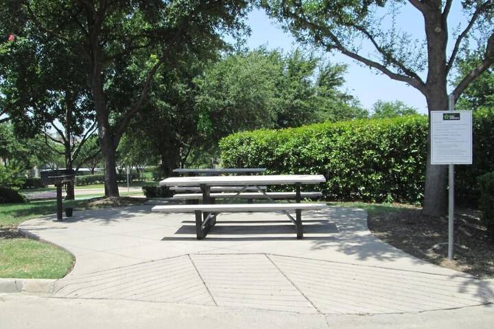 BBQ/picnic area