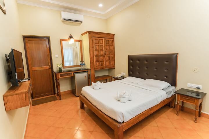 Room 3 of 35