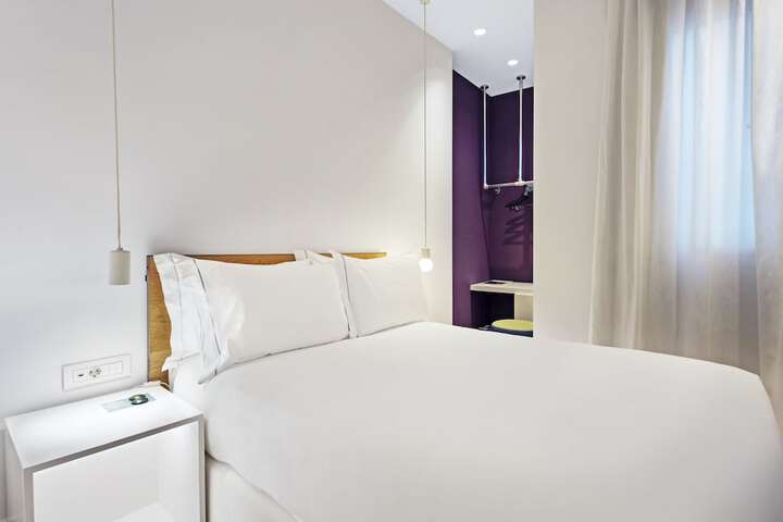 Room 13 of 56