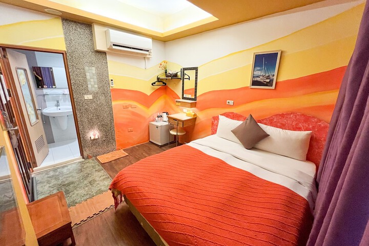 Room 19 of 39
