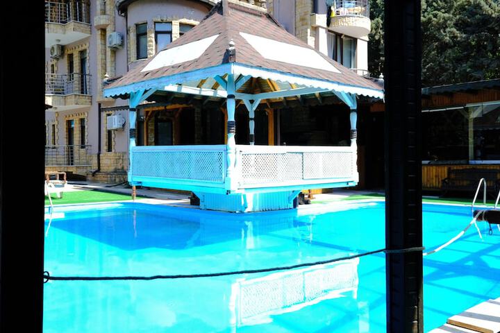 Hotel 12 of 14