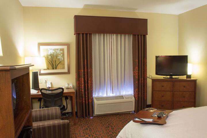 Room 26 of 69