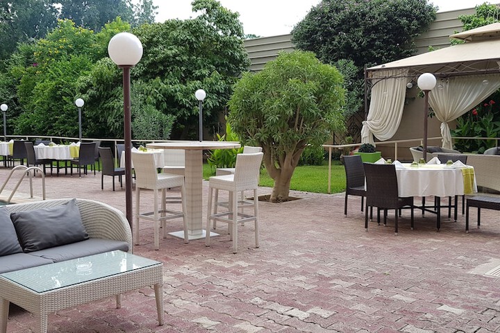 Terrace/Patio 22 of 24