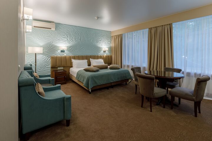Room 15 of 79
