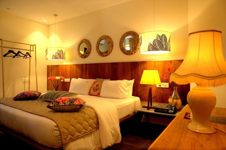 Room 12 of 81