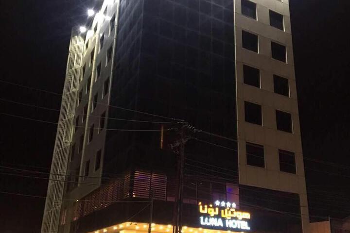 luna hotel