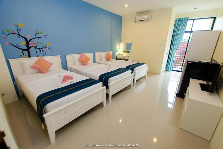 Room 6 of 31