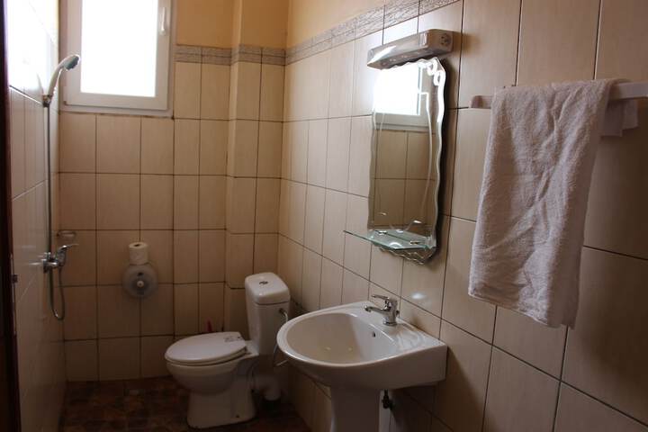 Room 29 of 42