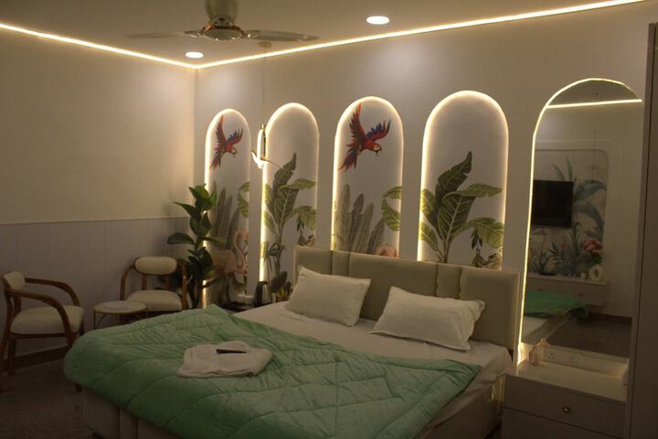 Room 17 of 67