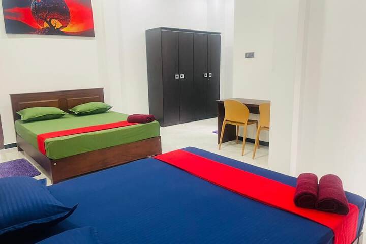 Room 9 of 22