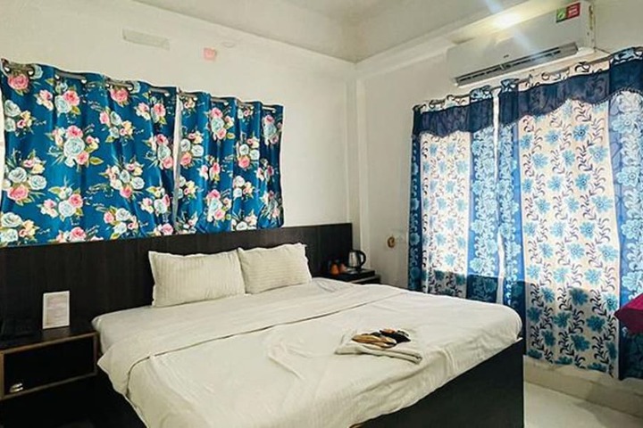 Room 14 of 19