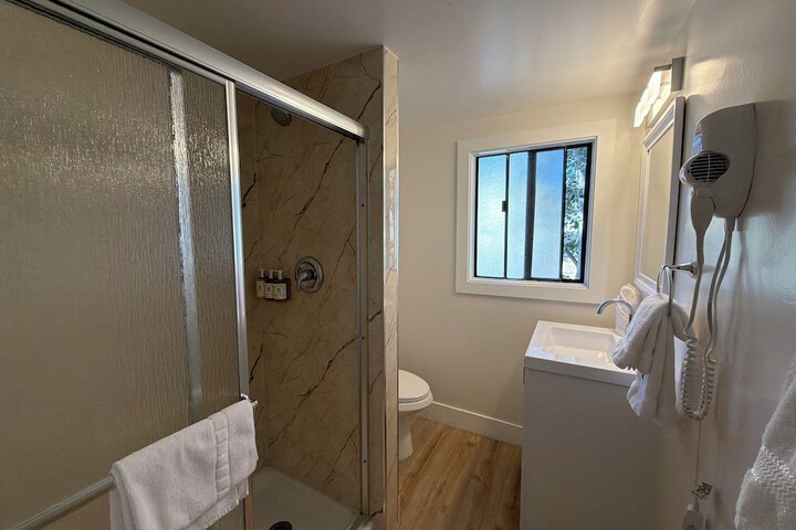 Room 82 of 120