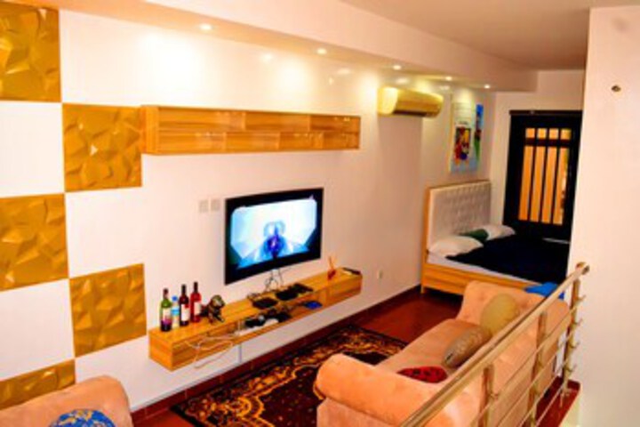 Room 3 of 14