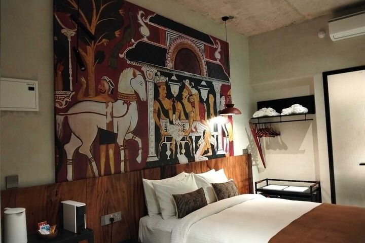 Room 24 of 58