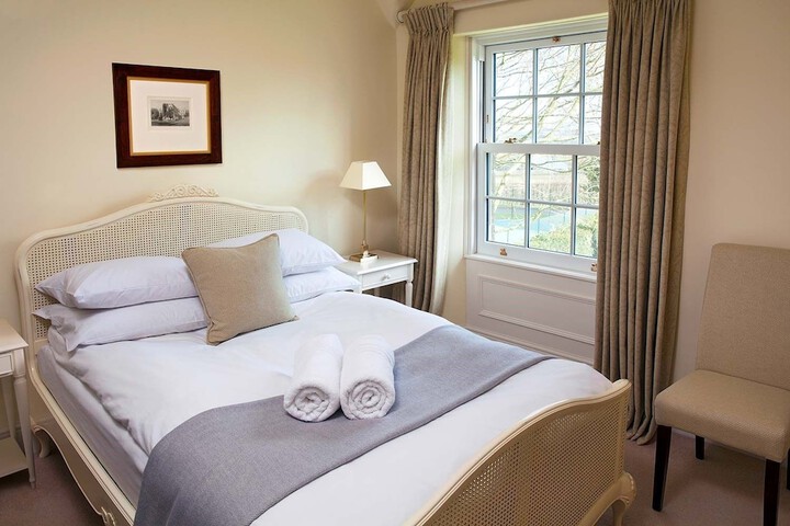 Room 10 of 46